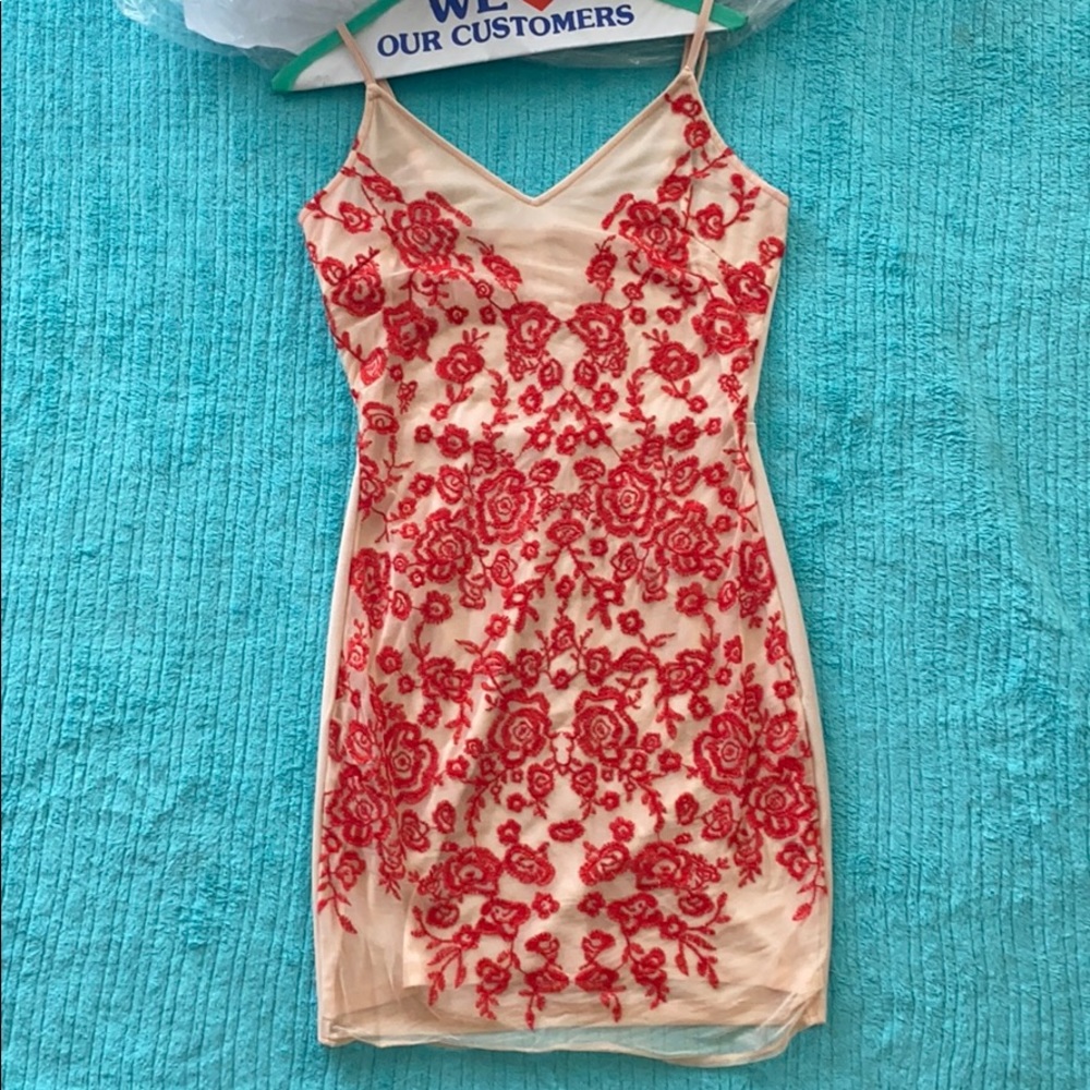 Nude/ red floral dress